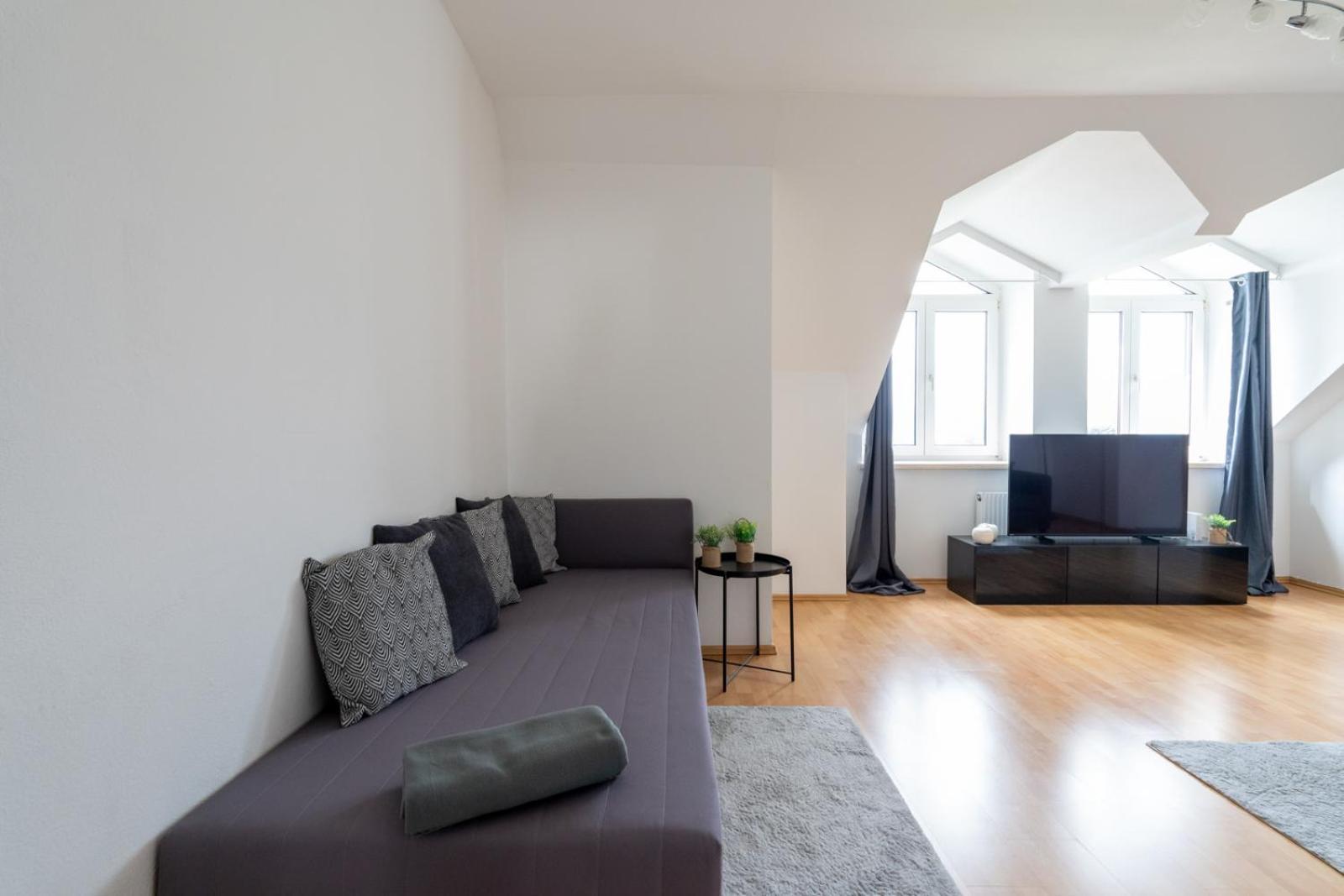 Gemuetliche Am Ring Apartment *